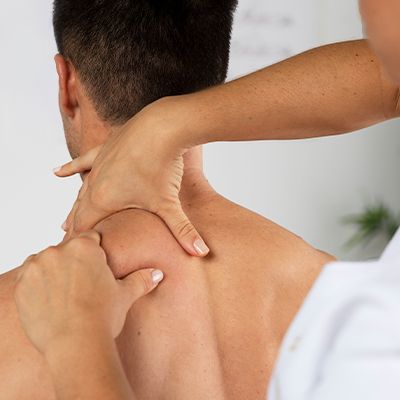 Rücken- und Nackenmassage